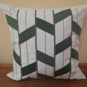 AL22 bege aplique verde