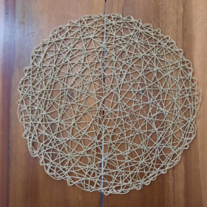 Sousplat de fibra natural